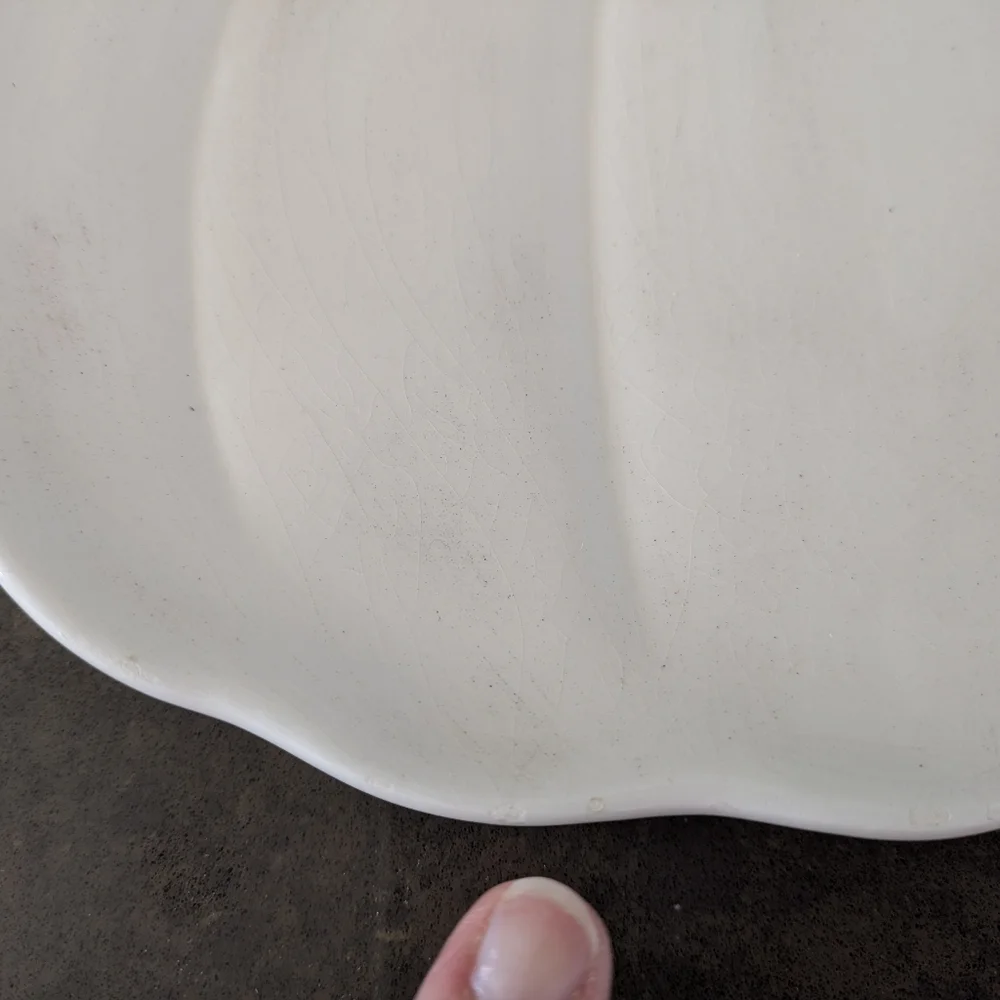 Sur la Table White Autumn Pumpkin Earthenware Plate - holiday decor